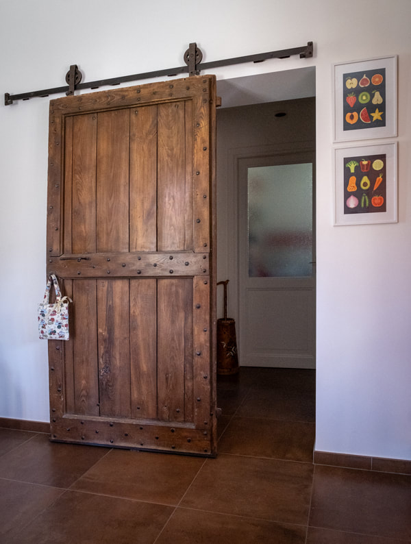 Recupero porta arredo legno Falegnameria Albano Bessone progettazione interni 